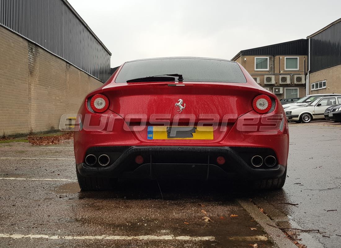 Ferrari FF (Europa) con 14,597 Millas, preparándose para romper #4