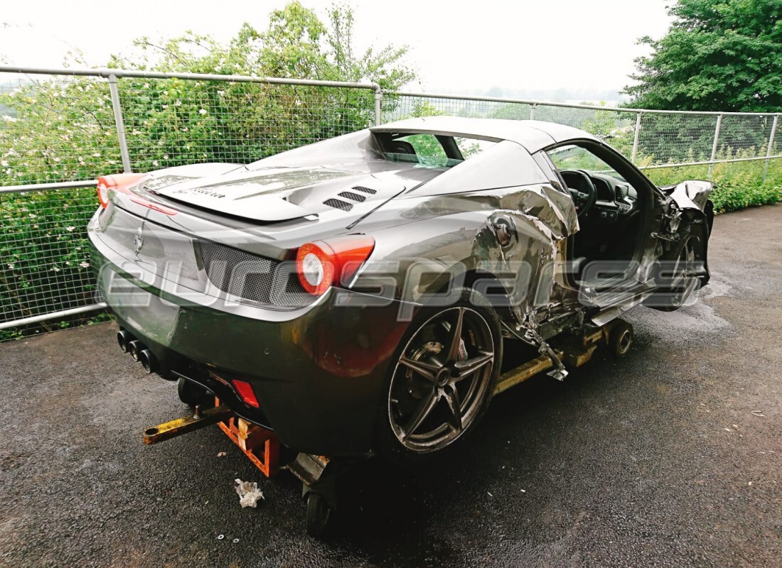 Ferrari 458 Spider (Europa) con 6,190 Miles, preparándose para romper #3