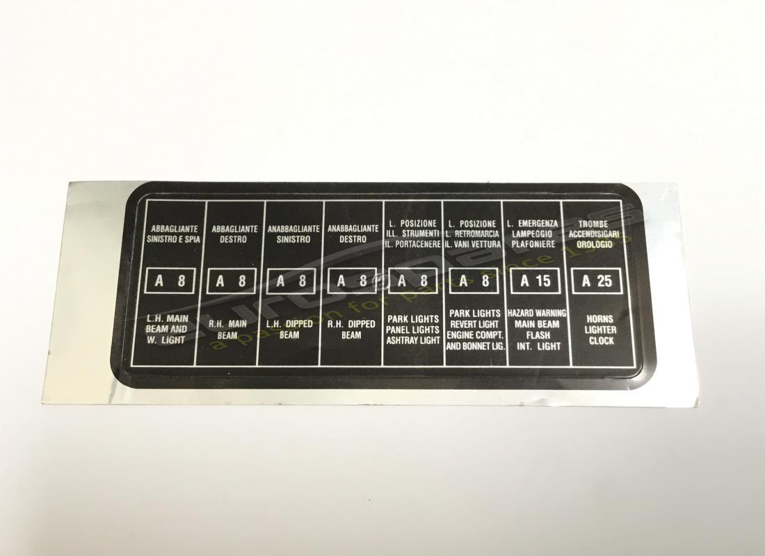 nueva etiqueta de la caja de fusibles ferrari. número de parte fst008 (1)
