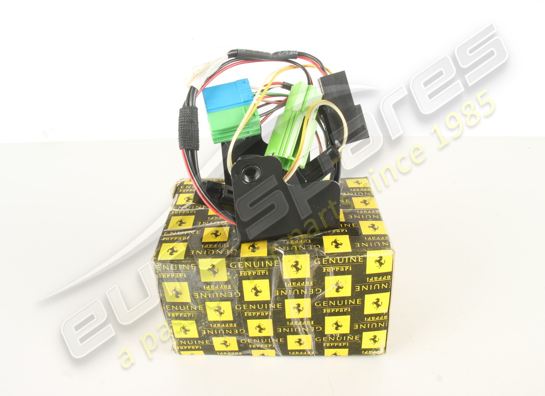 nuevo ferrari cable de enlace i-pod-cascade. número de pieza 225337 (2)