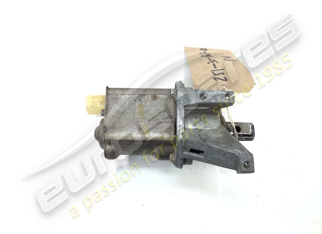 nuevo motor de luz de cuarto derecho ferrari. número de pieza 2513036200 (2)