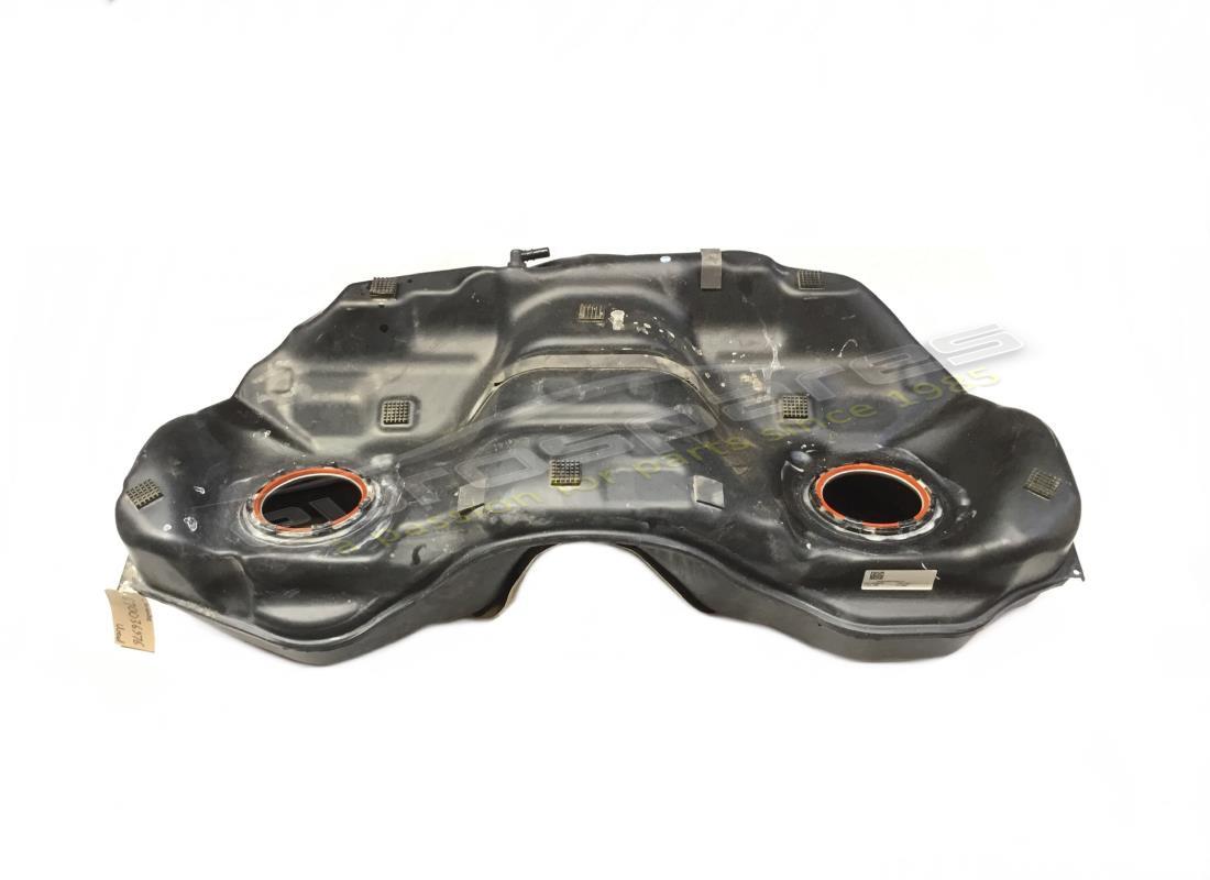 tanque de combustible maserati usado. número de parte 670036976 (1)
