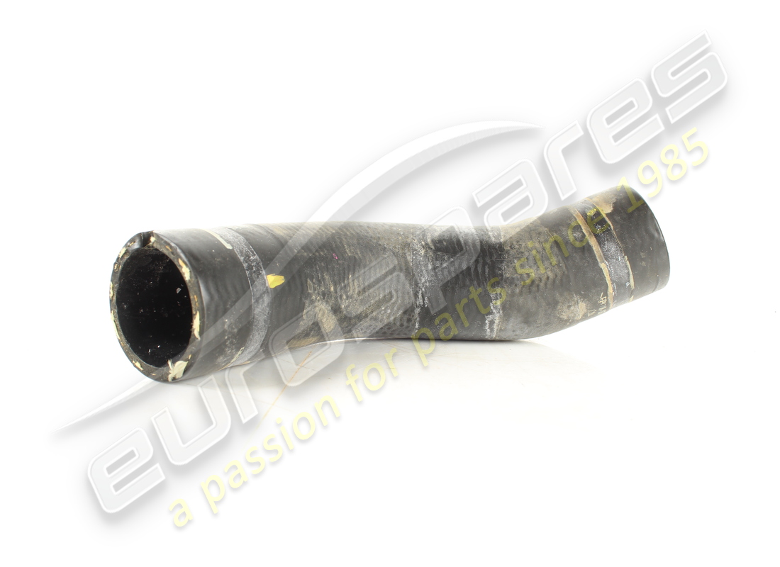 USADO Ferrari MANGUITO DE ENTREGA TRASERO. NÚMERO DE PIEZA 320024 (1)