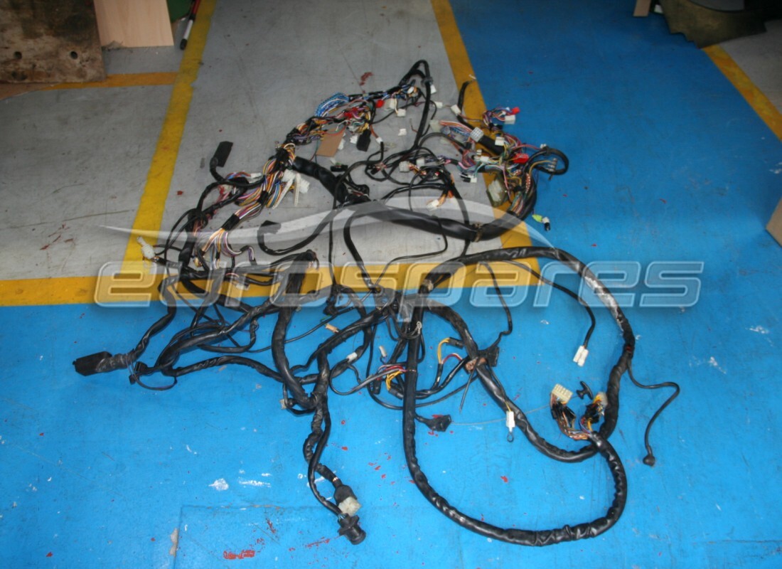 CABLE TRASERO Ferrari USADO. NÚMERO DE PARTE 61808700 (1)