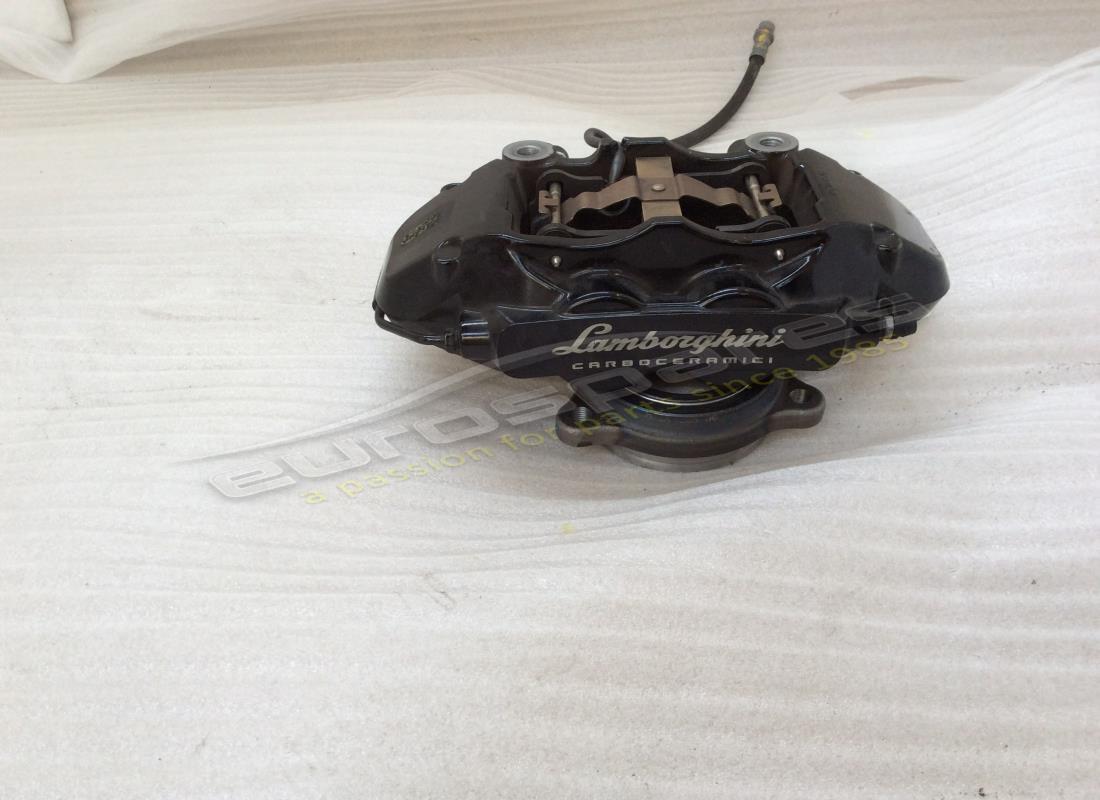 PINZA TRASERA LamborghiniCCB USADA. NÚMERO DE PARTE 470615405B (1)