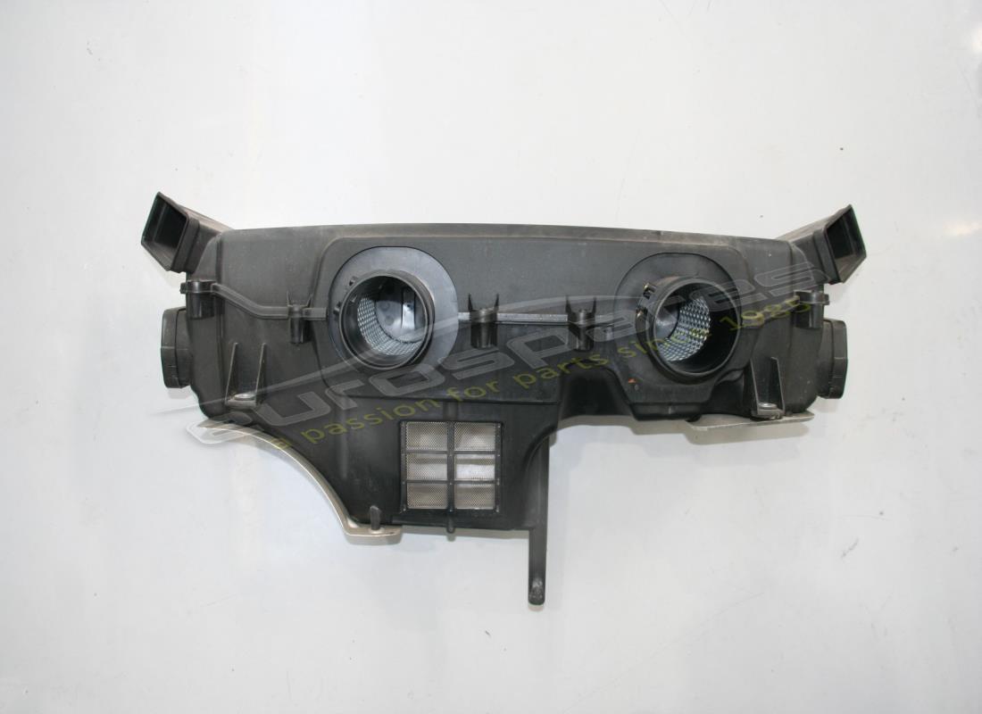 CARCASA DEL FILTRO DE AIRE Lamborghini USADA. NÚMERO DE PARTE 407133846 (1)