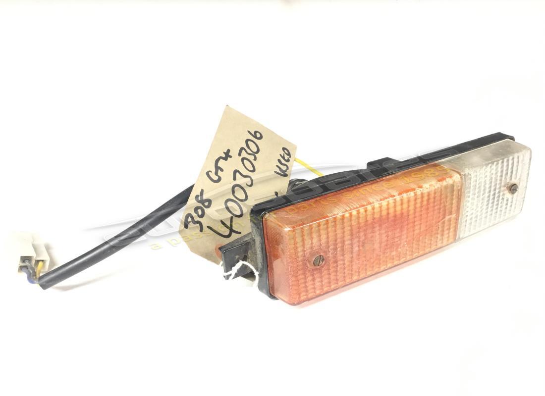 luz indicadora delantera ferrari usada. número de parte 40030306 (1)