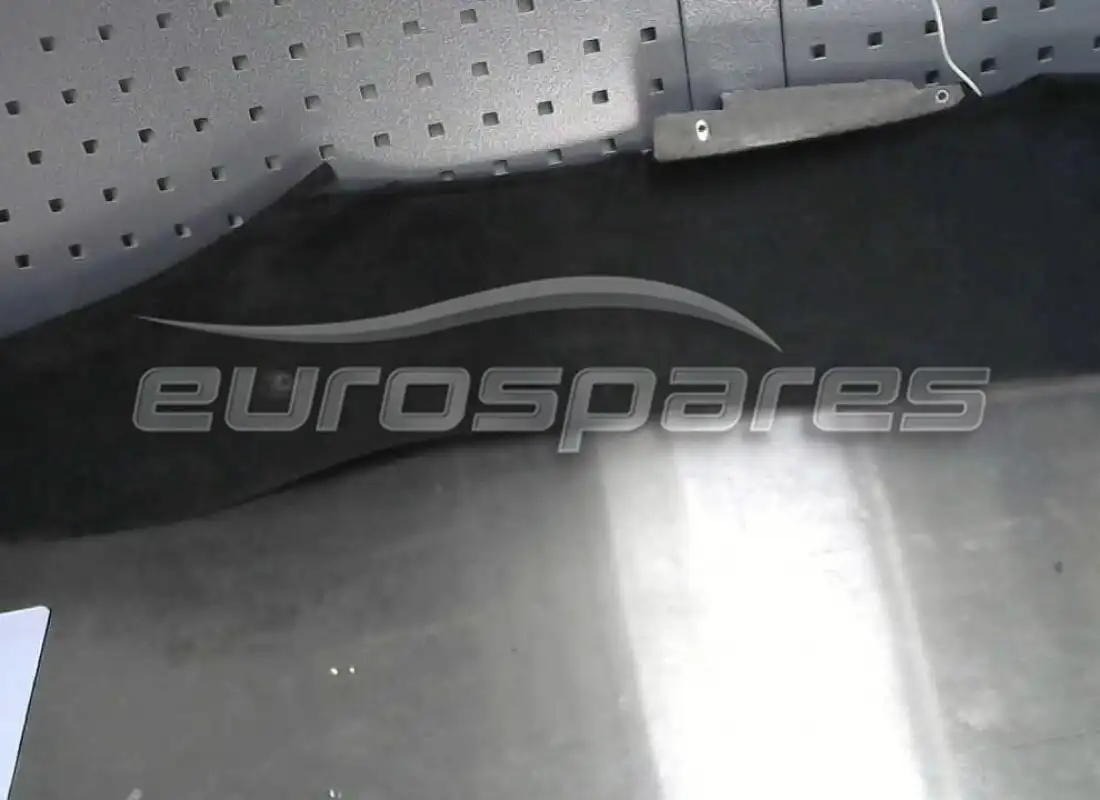 PANEL DE PUERTA IZQUIERDO COMPLETO Ferrari USADO. NÚMERO DE PIEZA 835617.. (1)