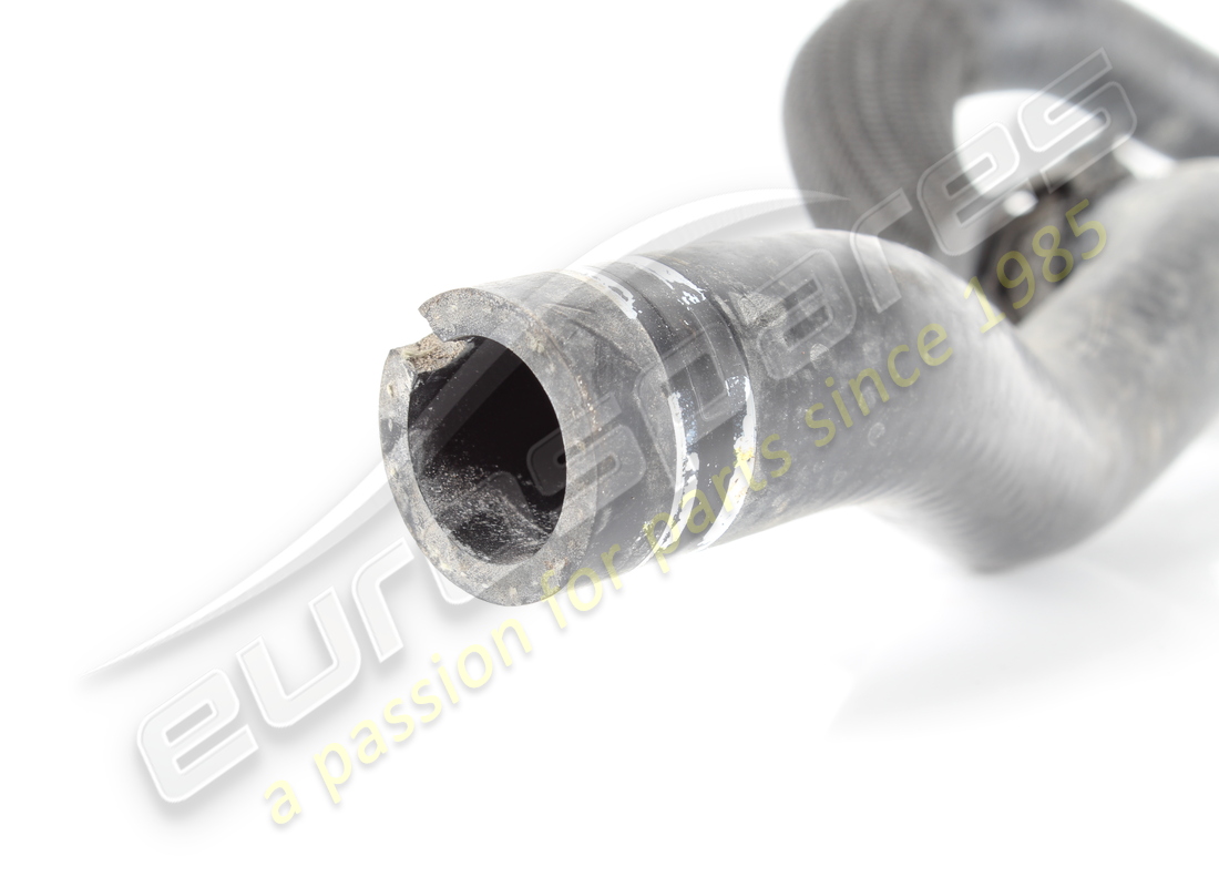 usado ferrari tubo del intercooler al lado derecho número de pieza 308173 (2)