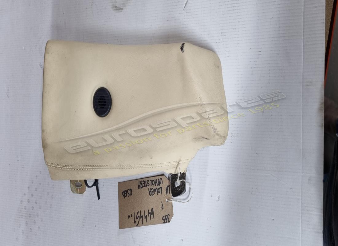 TAPIZADO INFERIOR IZQUIERDO Ferrari USADO. NÚMERO DE PIEZA 644451.. (1)