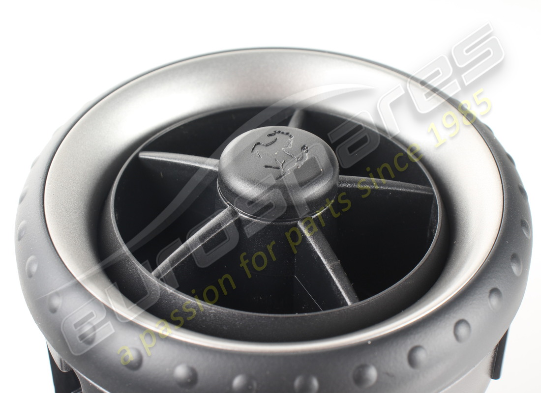 new ferrari air diffusor opening. part number 68811300 (6)
