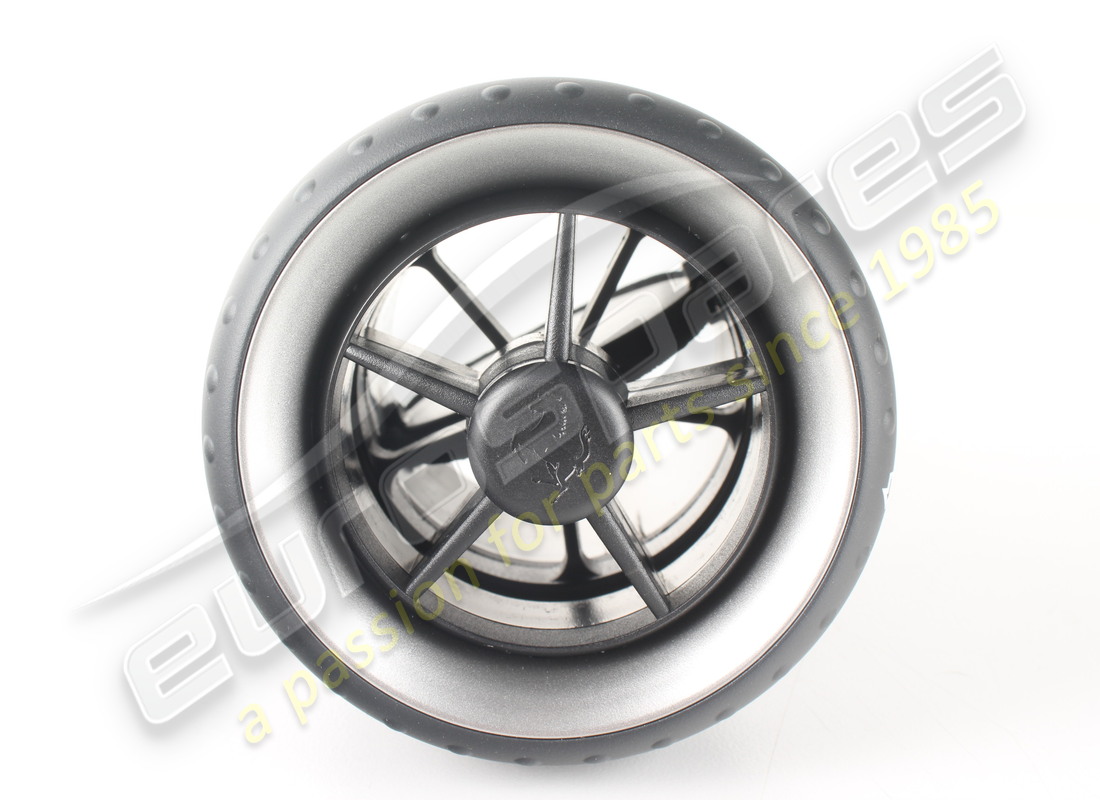 new ferrari air diffusor opening. part number 68811300 (5)