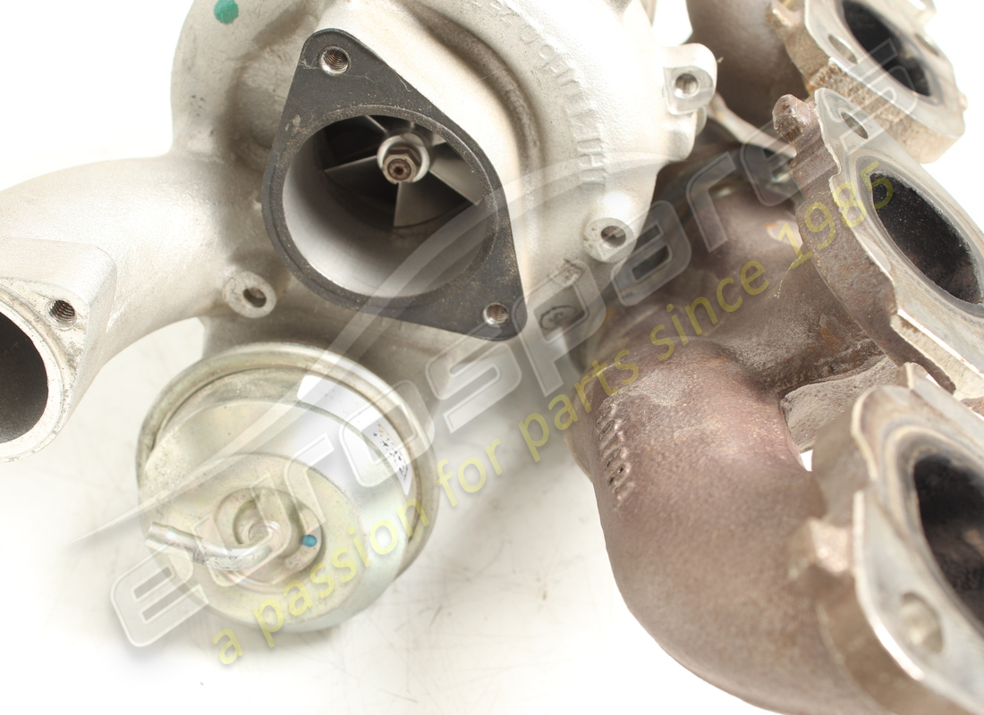 turbocargador izquierdo ferrari usado. número de parte 307673 (2)