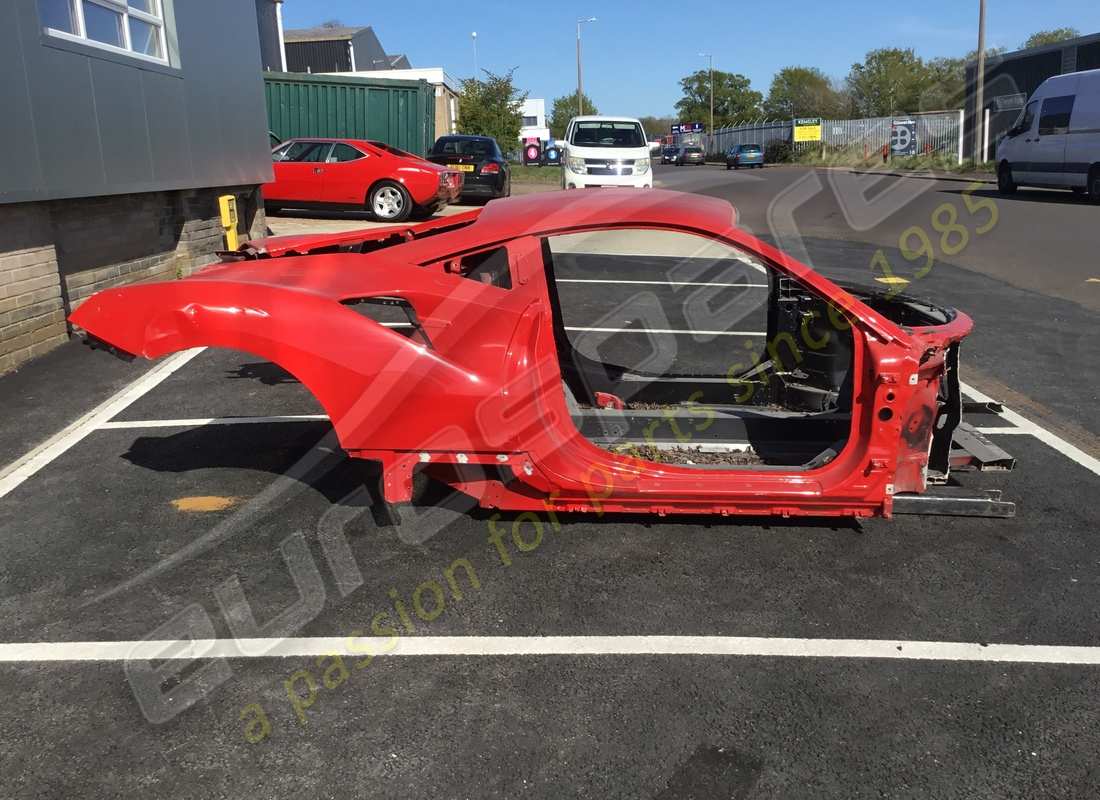 carrocería completa ferrari usada. número de parte 87260000 (3)