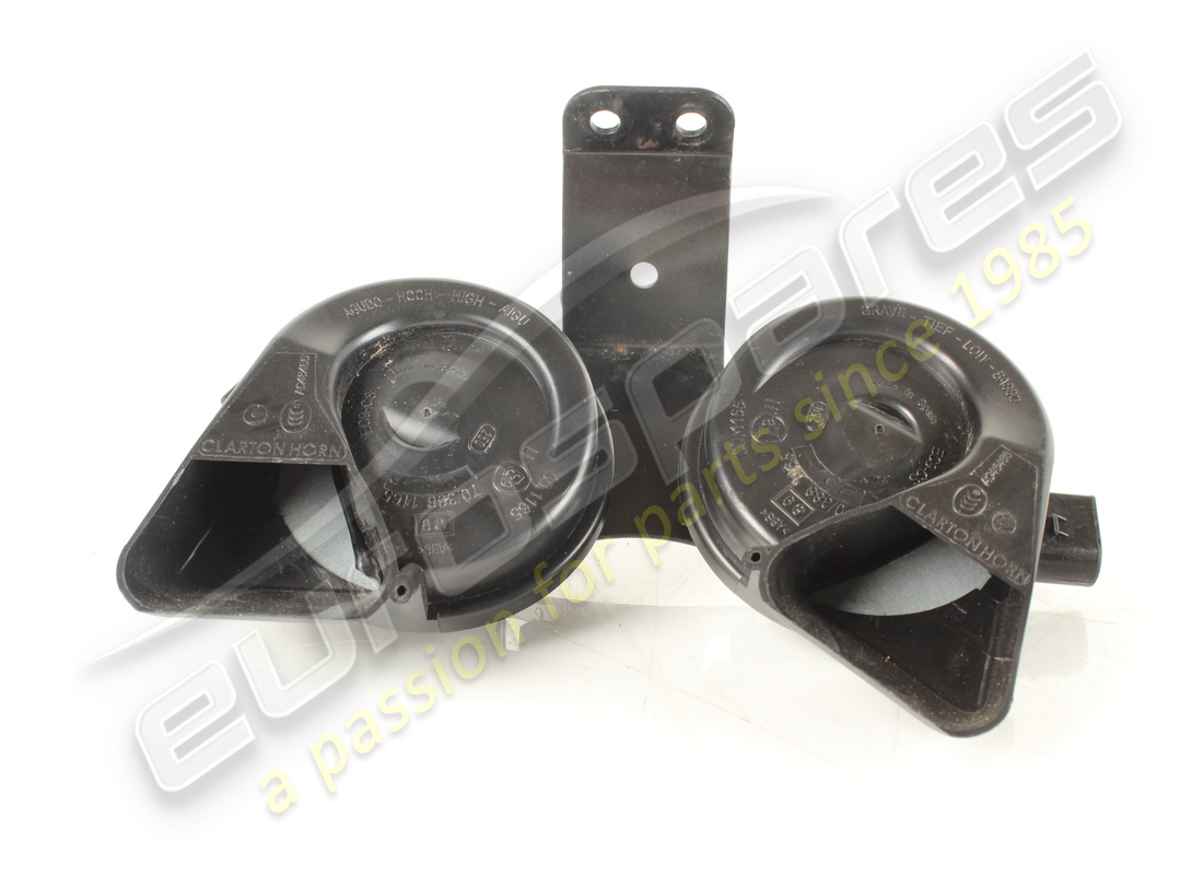 usado lamborghini fanfarria con soporte. número de pieza 470951206 (2)