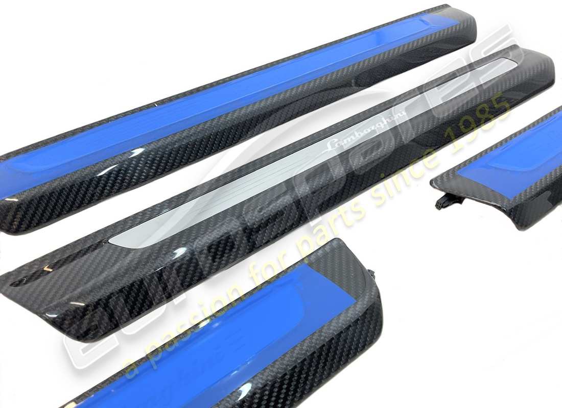 nuevo lamborghini kit placa de protección urus cfk retroiluminada. número de pieza 4ml069641b (3)