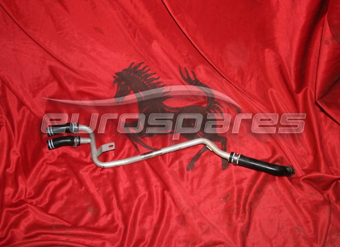 TUBO Ferrari USADO DE TGK AL MOTOR. NÚMERO DE PARTE 289040 (1)
