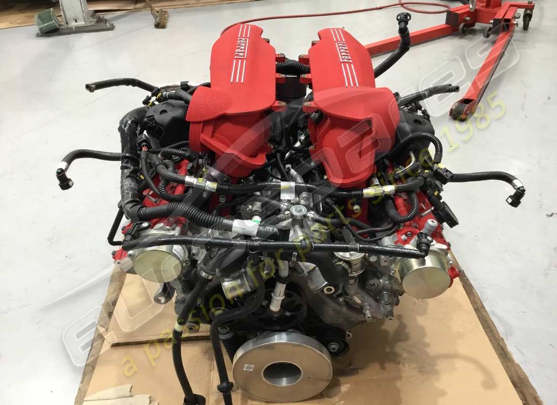 motor ferrari 488 usado. número de parte 985000235 (2)