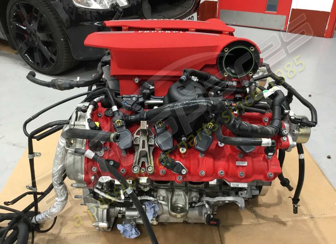motor ferrari 488 usado. número de parte 985000235 (3)