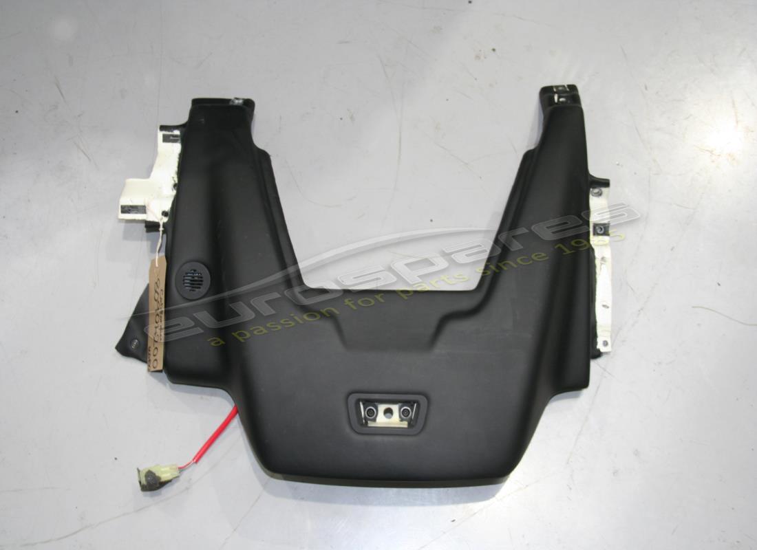 USADA Ferrari PARTE CENTRAL INFERIOR . NÚMERO DE PARTE 80904200 (1)