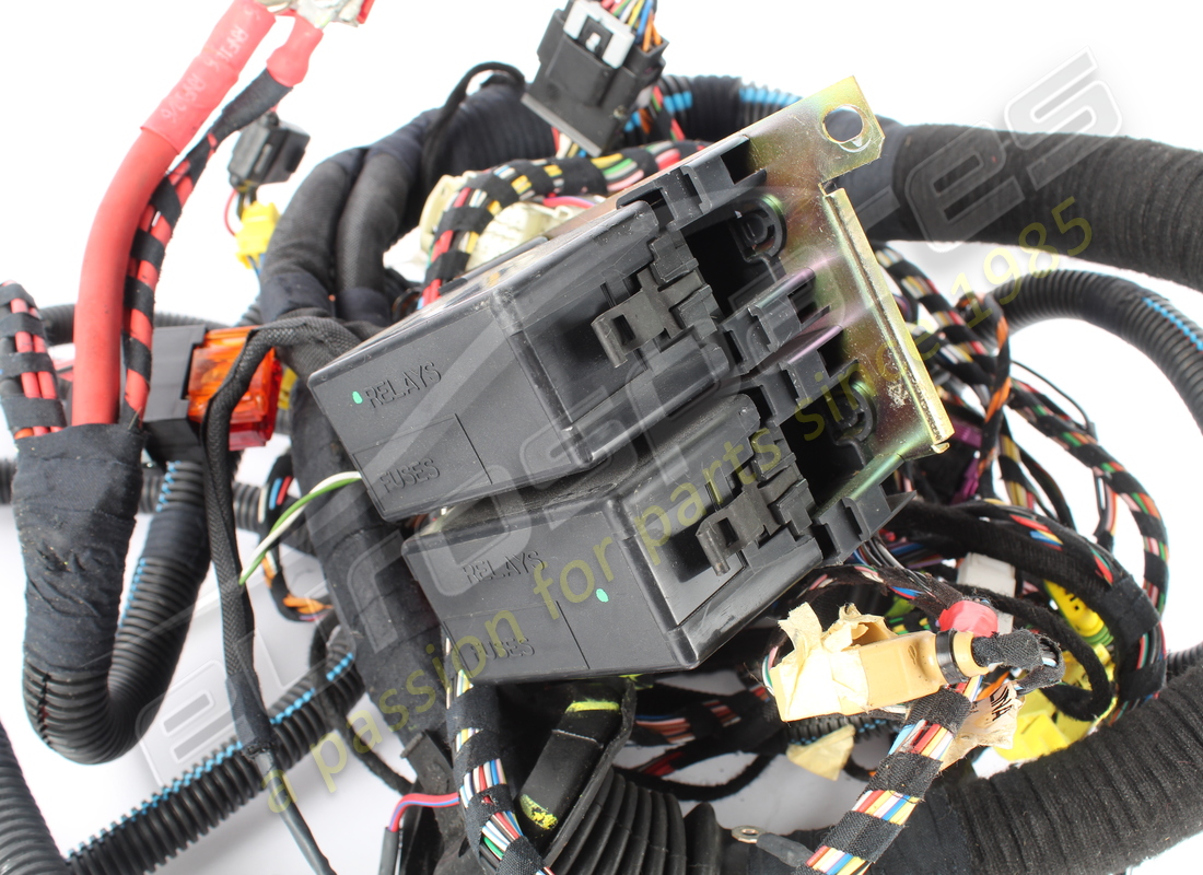 CABLE MASERATI USADO. NÚMERO DE PARTE 191305 (2) cable maserati usado. número de parte 191305 (2)