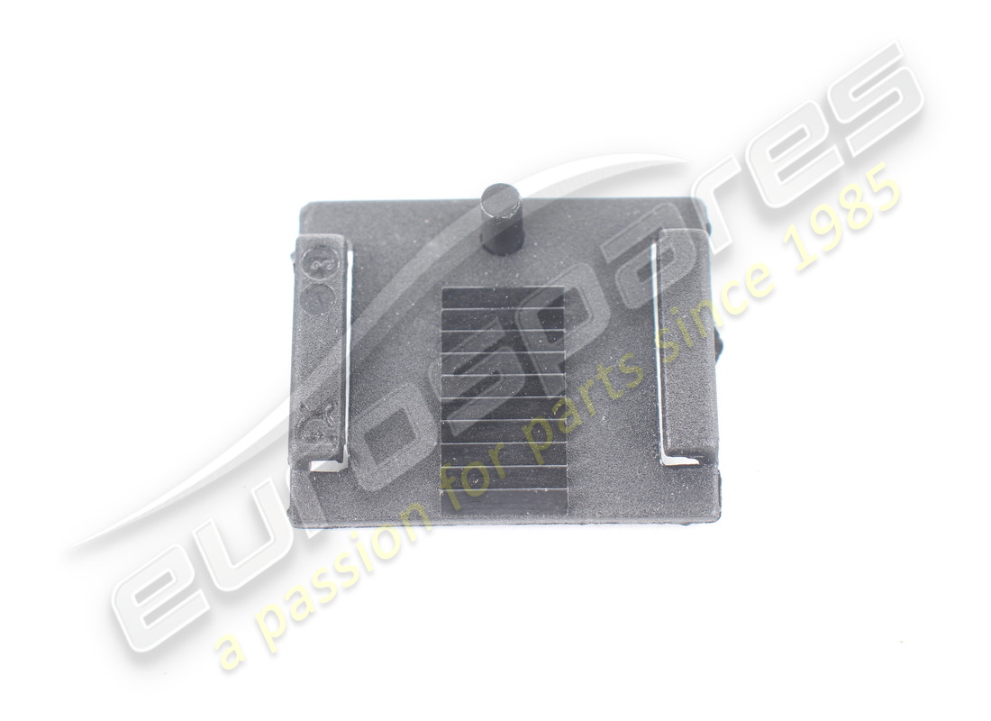 NUEVA PLACA DE SOPORTE DEL PARABRISAS MASERATI. NÚMERO DE PARTE 60509670 (1) nueva placa de soporte del parabrisas maserati. número de parte 60509670 (1)