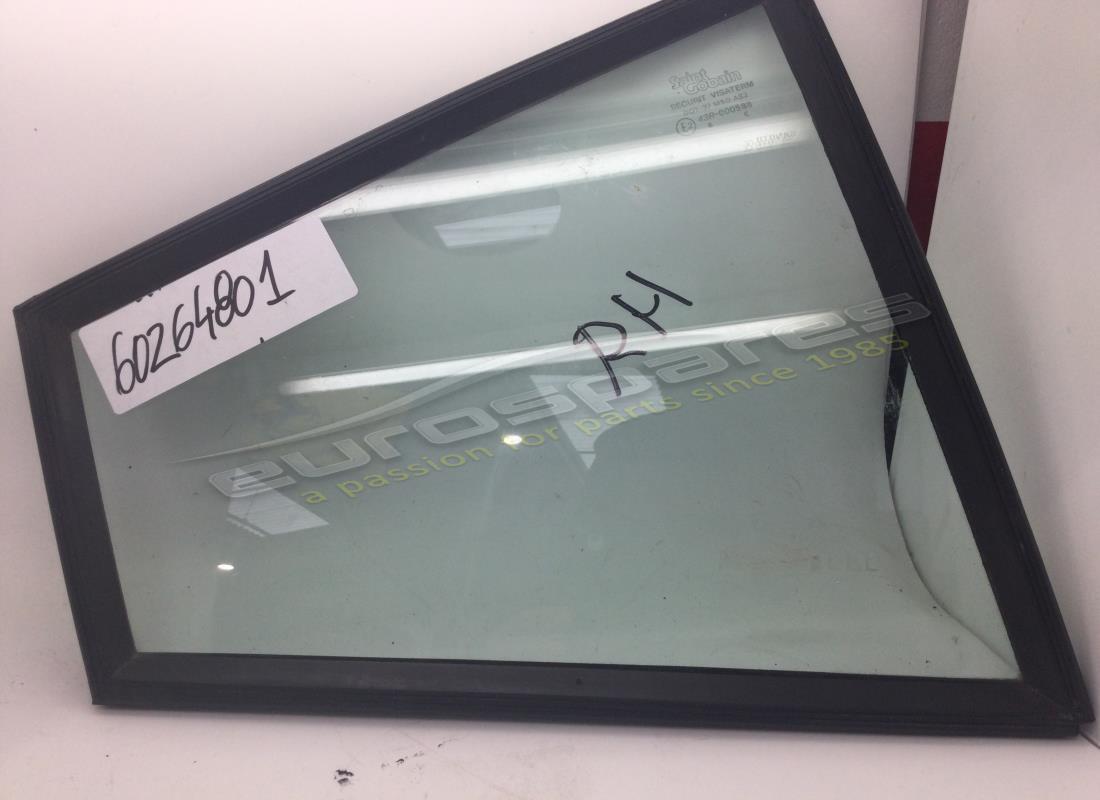 USADO Ferrari VIDRIO DE LUZ TRASERA DERECHA GTB. NÚMERO DE PIEZA 60264801 (1)