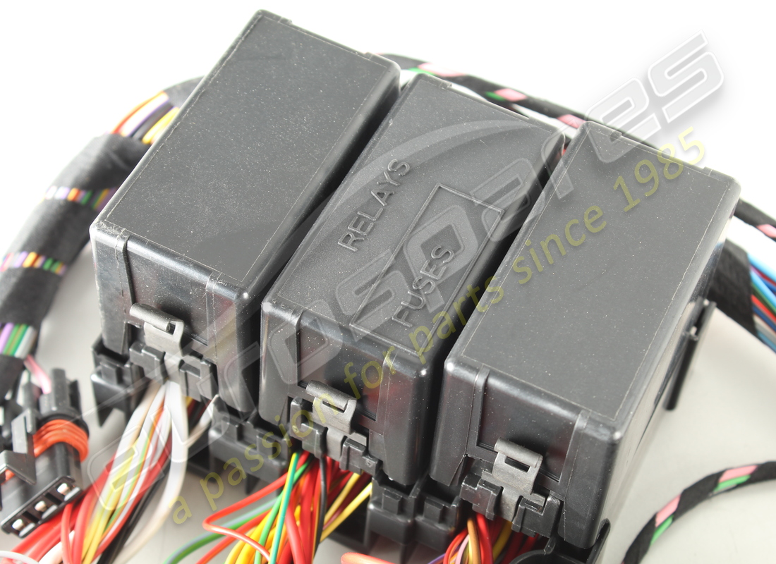 NUEVOS CABLES DEL TÚNEL TRASERO IZQUIERDO FERRARI. NÚMERO DE PIEZA 177914 (2) nuevos cables del túnel trasero izquierdo ferrari. número de pieza 177914 (2)