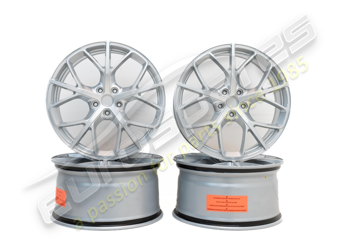 nuevo ferrari genuine 20 forjado ruedas, acabado de pintura, plata brillante. número de pieza 70004983 (1)