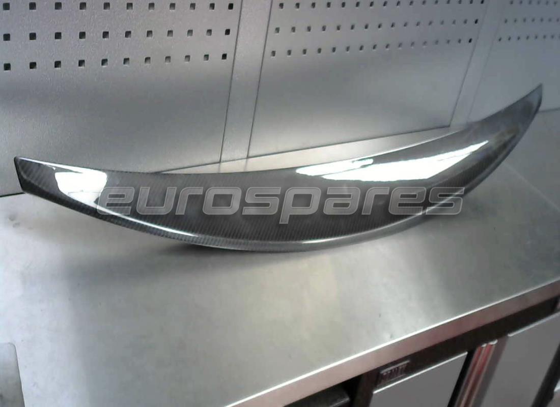 USADO Maserati ELEMENTO TRASERO. NÚMERO DE PIEZA 82080100 (1)