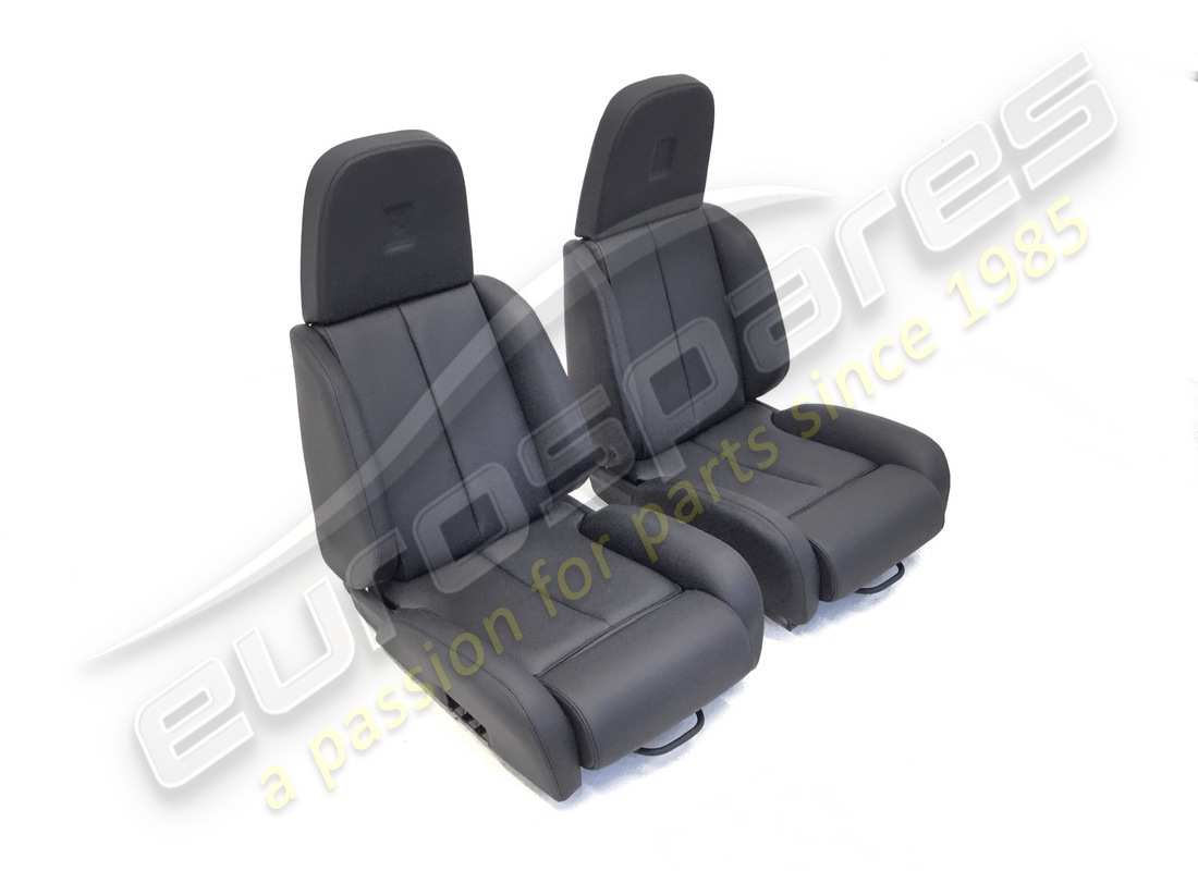 reacondicionado eurospares par negro seats (testarossa). número de parte eap1227215 (3)