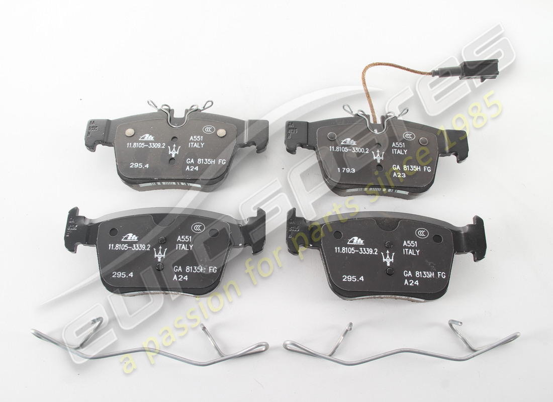 nuevo kit maserati trasero pastillas de freno. número de parte 673012302 (1)