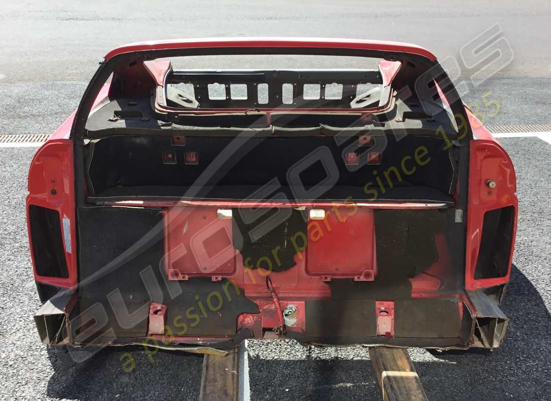 conjunto del extremo trasero ts ferrari ferrari 348 usado. número de parte 62077900 (5)