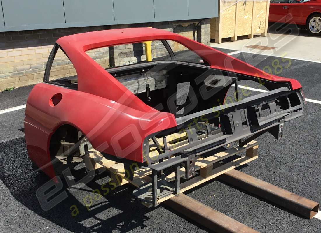 conjunto del extremo trasero ts ferrari ferrari 348 usado. número de parte 62077900 (3)