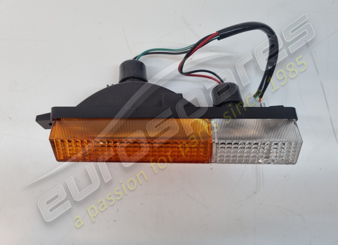 nueva unidad de luz lateral y indicador frontal derecho ferrari con lente naranja/transparente. número de parte 60121001 (2)
