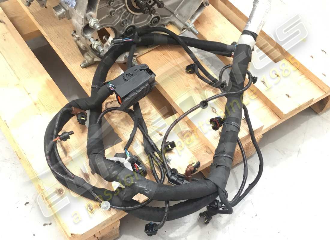 motor tributo usado ferrari. número de pieza 985000334 (3)