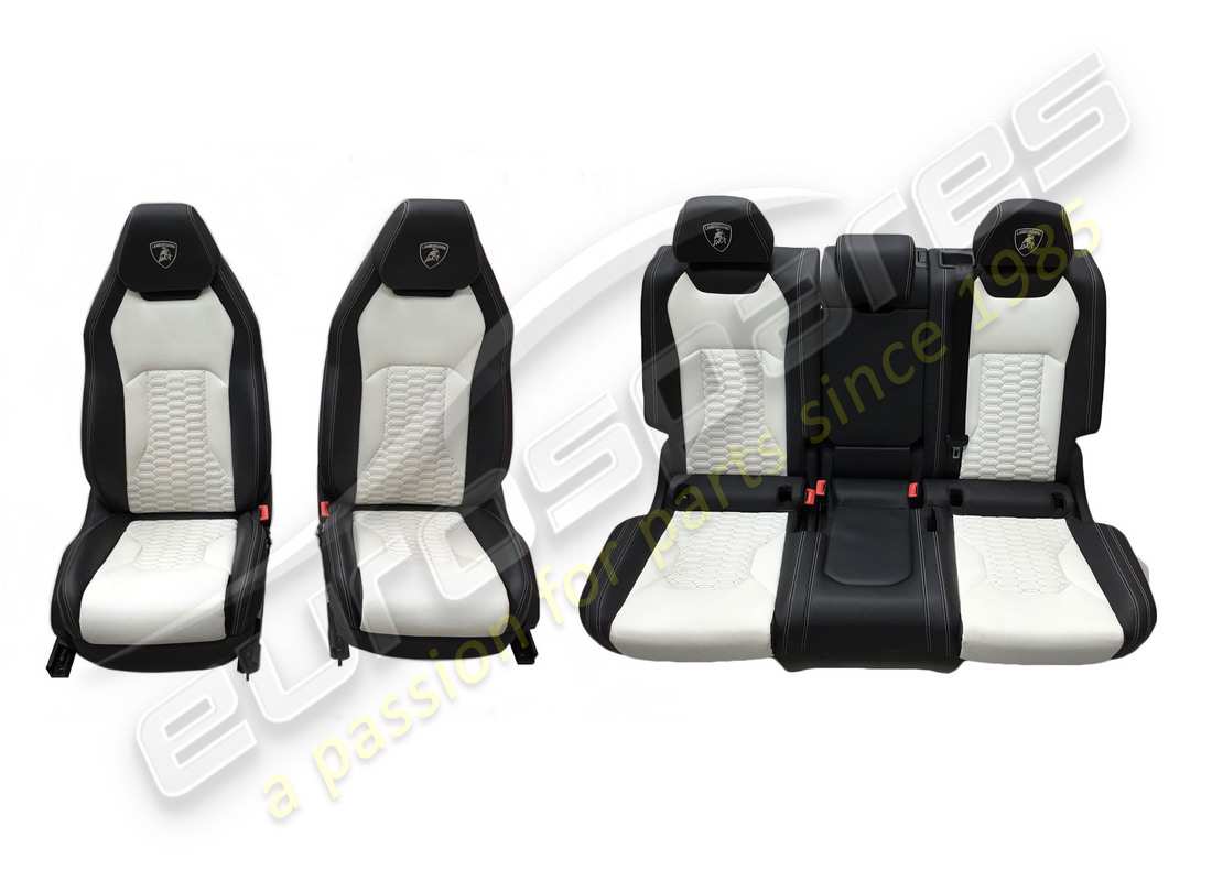 JUEGO DE ASIENTOS COMPLETO URUS USADO Eurospares. NÚMERO DE PIEZA EAP1227394 (1)