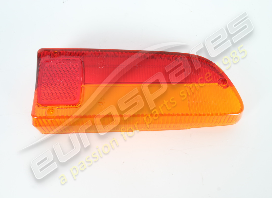 NUEVA LENTE DE LUZ TRASERA DEL DERECHO Eurospares . NÚMERO DE PARTE 12633D (1)
