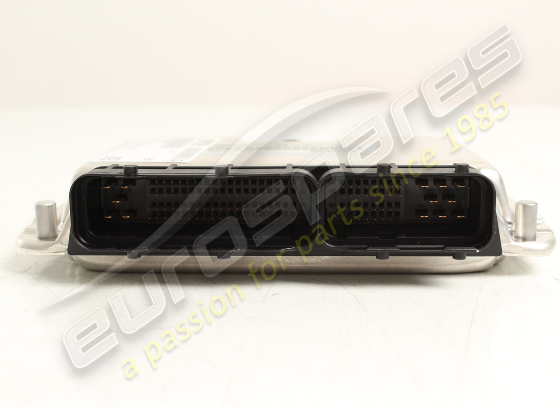nueva ecu del motor ferrari (transmisión manual) a programar. número de parte 217987 (3)