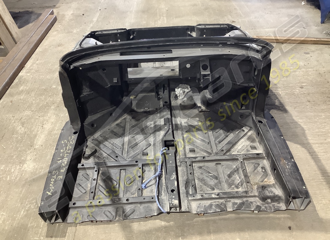 chasis delantero eurospares ferrari 348 usado. número de parte eap1227288 (4)