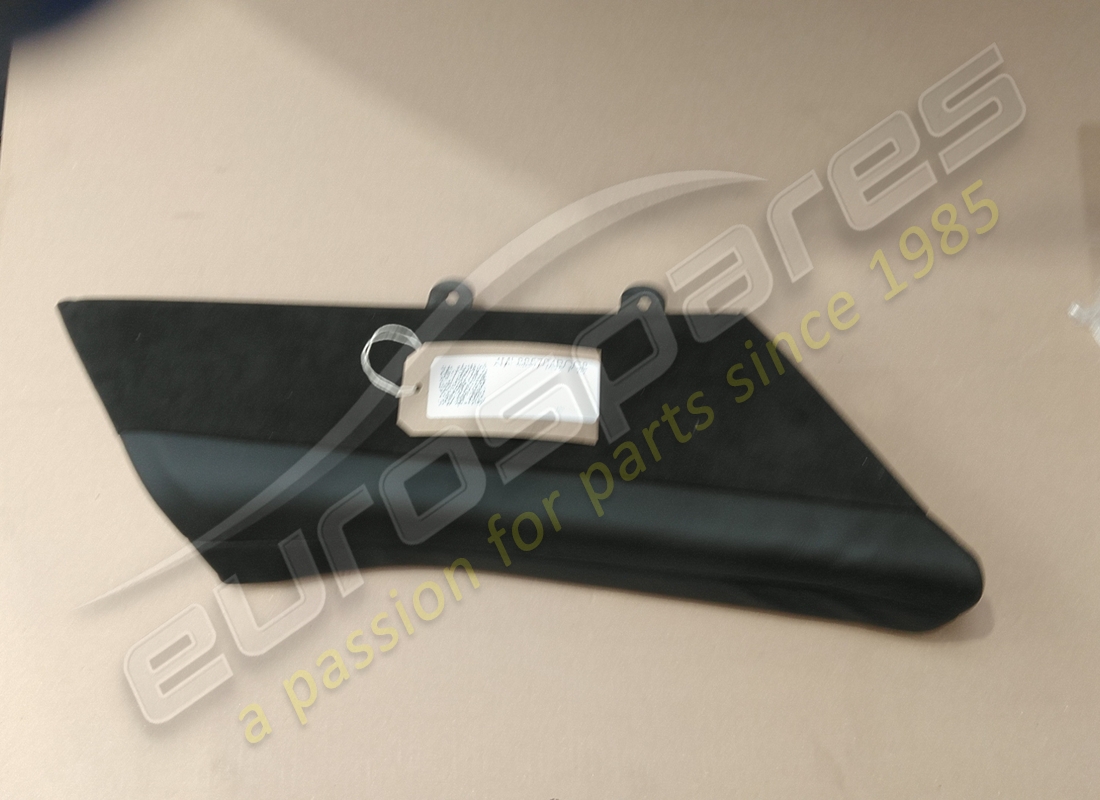 BANCO DE RELLENO LATERAL Lamborghini USADO. NÚMERO DE PARTE 4ML885704BQG8 (1)