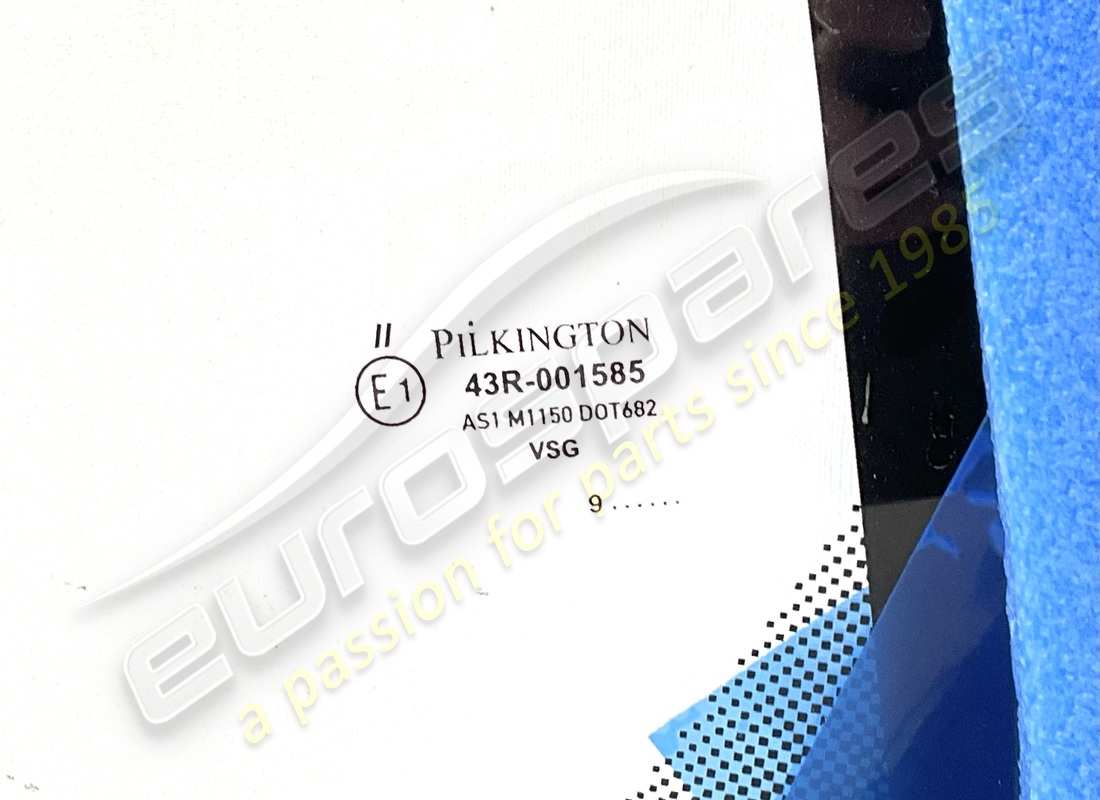 nuevo eurospares parabrisas testarossa & 512tr & (conexión antena central). número de parte 63020000 (2)