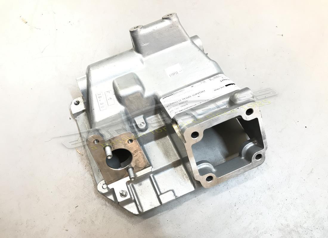 nuevo ferrari soporte de pedal completo. número de parte 179933 (1)