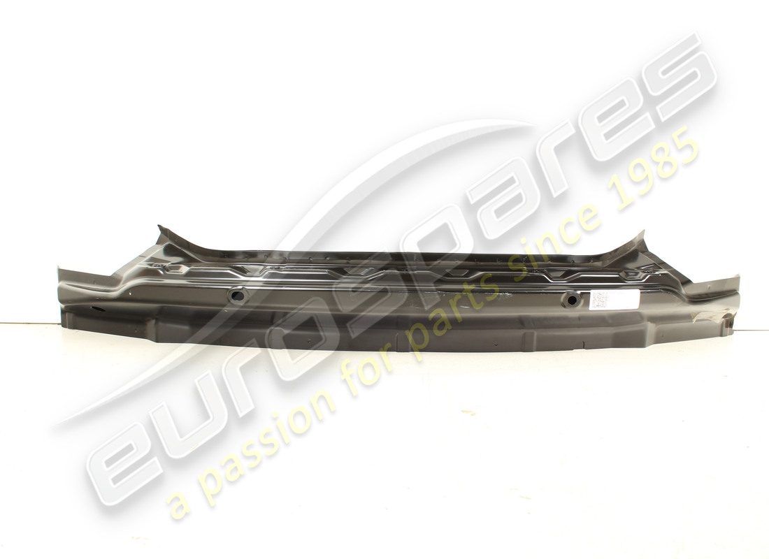 nuevo maserati panel trasero completo coupé. número de pieza 68610300 (1)