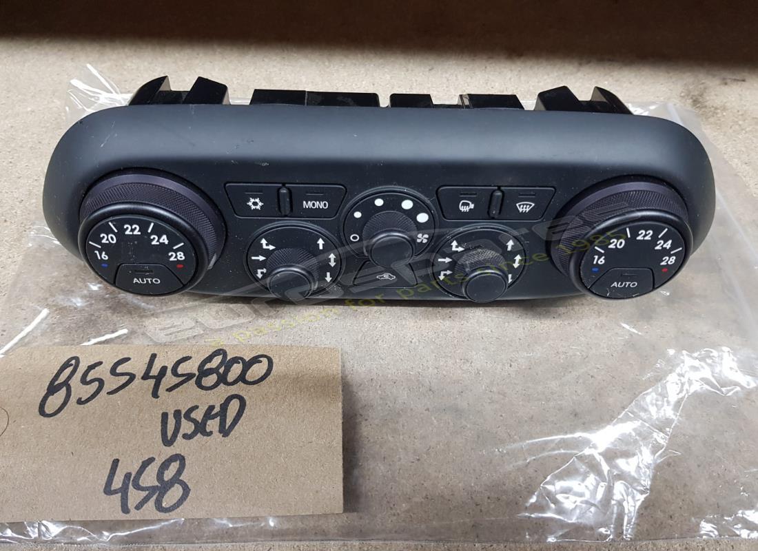 PANEL DE CONTROL DE AIRE ACONDICIONADO USADO Ferrari. NÚMERO DE PIEZA 85545800 (1)