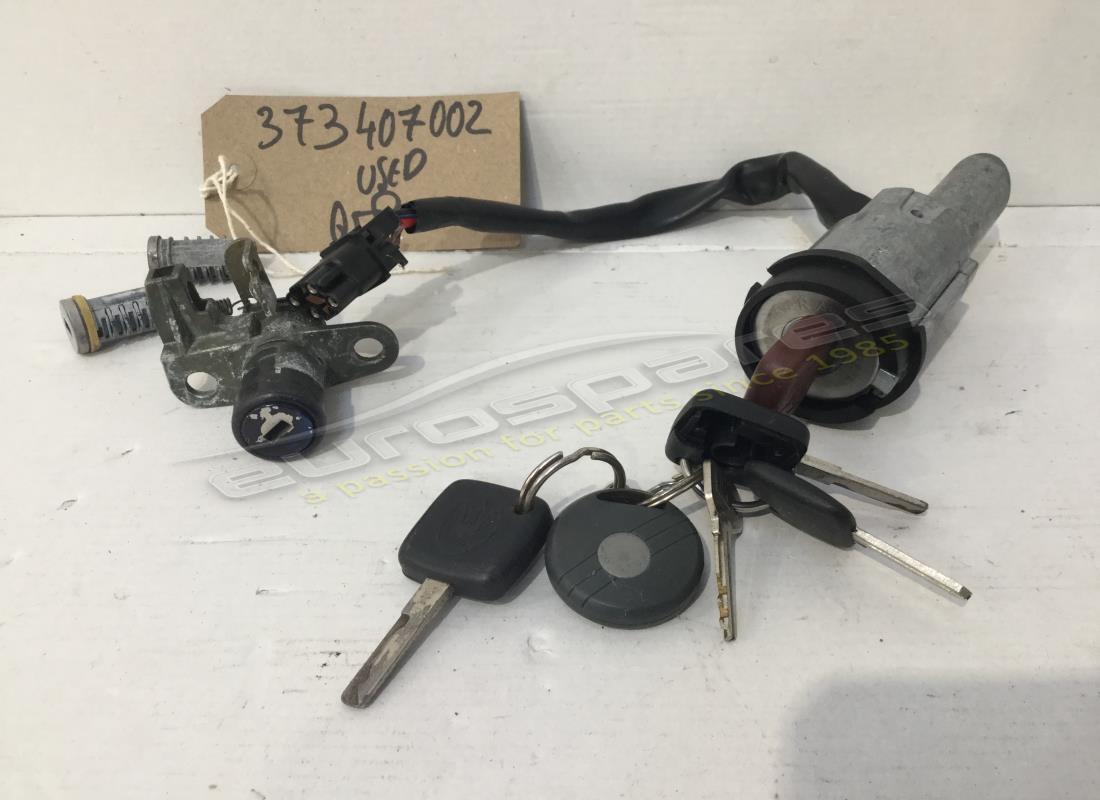 KIT DE BLOQUEO DE ENCENDIDO/PUERTA+LLAVE Maserati USADO. NÚMERO DE PARTE 373407002 (1)