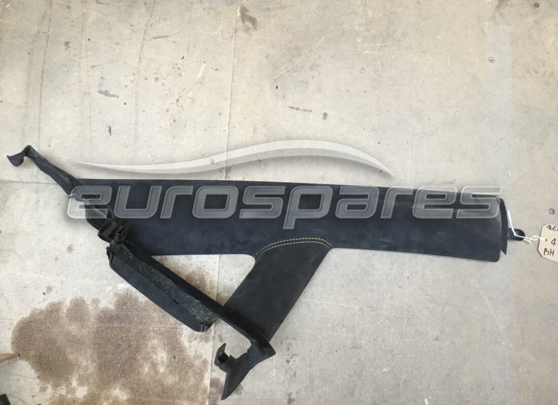 PANEL DE ACABADO Lamborghini USADO, PILAR A1. NÚMERO DE PARTE 476867234E (1)