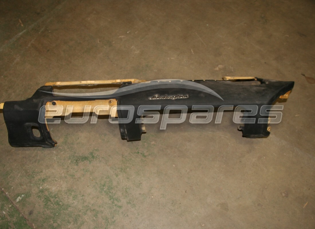 BANDEJA Lamborghini USADA. NÚMERO DE PARTE 471857922D (1)