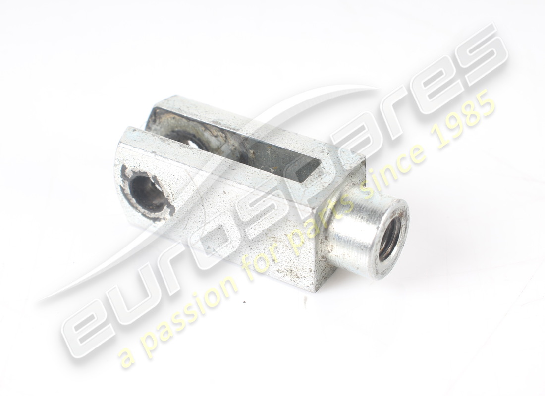 TENEDOR Ferrari USADO. NÚMERO DE PARTE 108575 (1)