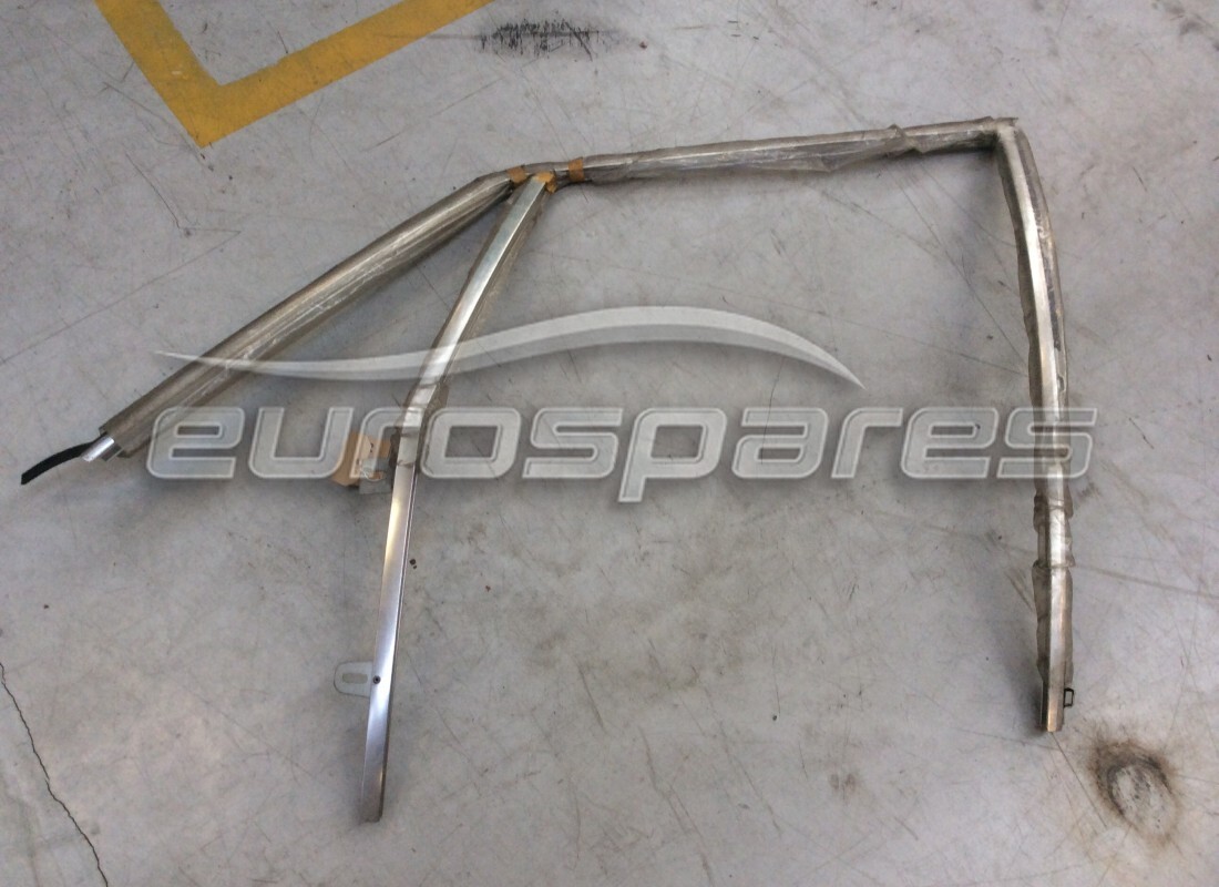 nuevo ferrari moldura del marco de la ventana de la puerta izquierda completa oe. número de parte 40054702 (1)